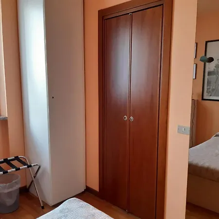 Bed & Breakfast Il Glicine Di Basiglio