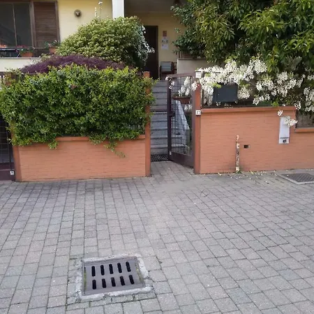 Il Glicine Di באזיליו